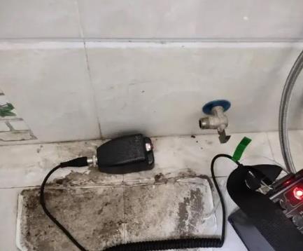 平凉屋顶漏水维修公司分享下卫生间漏水的危害及解决方法